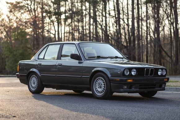 The Shop E30 Image - Photo by Armstrong Ran